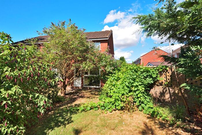 2 Bedroom End Of Terrace House For Sale In Haston Close, Hereford, HR4