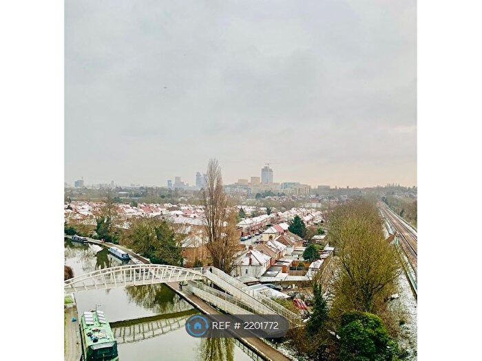 2 Bedroom Flat To Rent In Fairbanks Court, Wembley, HA0