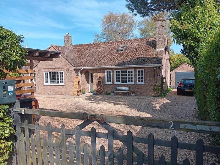 4 Bedroom Detached Bungalow For Sale In Northfield Lane, Nassington, Peterborough, PE8