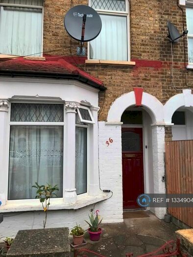 3 Bedroom Terraced House To Rent In Alston Road, London, N18