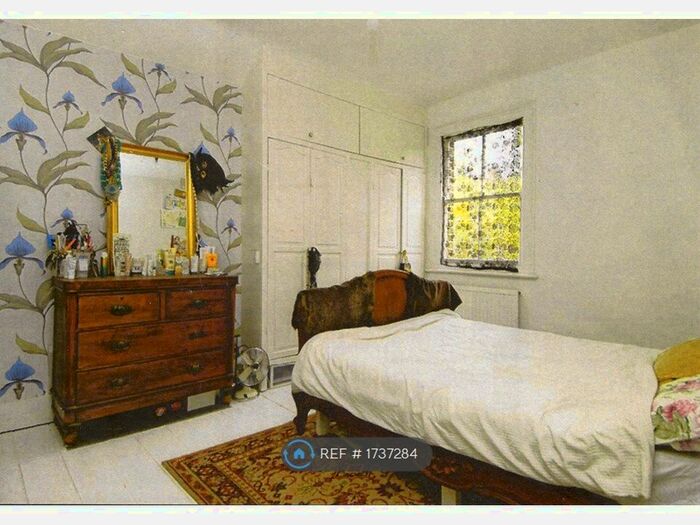 1 Bedroom Flat To Rent In Bromar Road, London, SE5