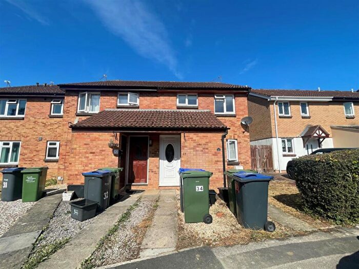 1 Bedroom Apartment For Sale In Elizabeth Place, Chippenham, SN15