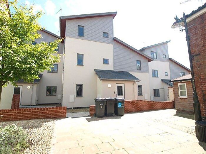 1 Bedroom Flat To Rent In Little Bull Close, Norwich, NR3