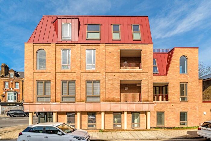 1 Bedroom Flat For Sale In Brockley Cross, Brockley, SE4