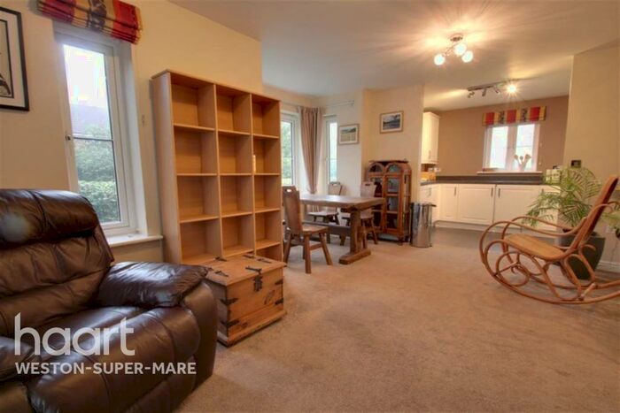 2 Bedroom Flat To Rent In West Wick, BS24