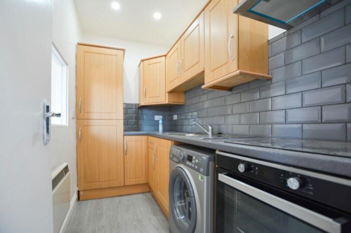 1 Bedroom Apartment To Rent In Clifford Street, South Wigston, Leicester, LE18