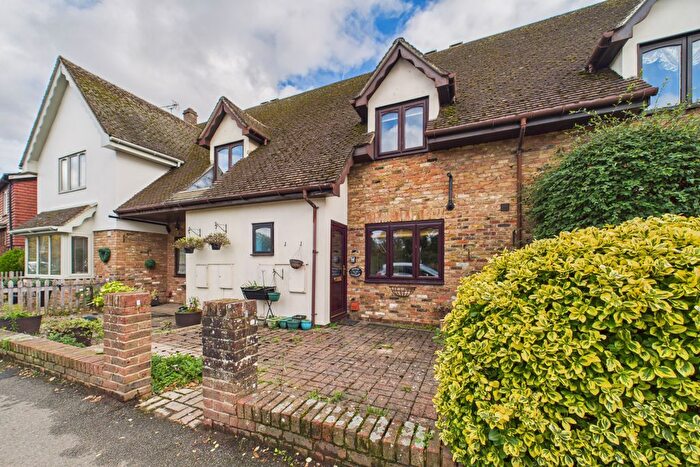 2 Bedroom Property For Sale In Walton Street, Walton On The Hill, Tadworth, KT20