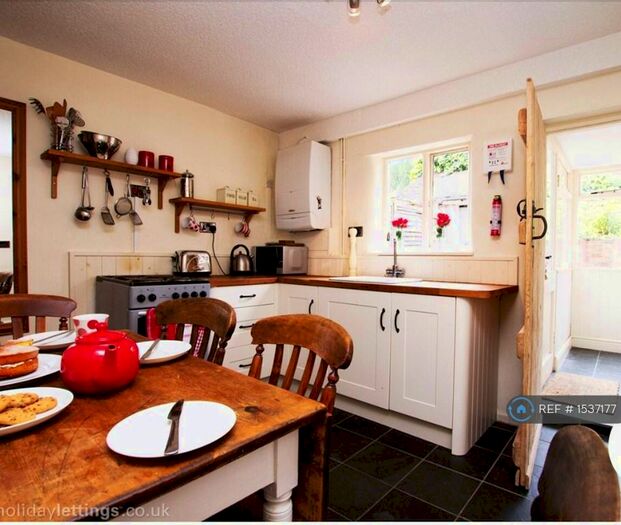 2 Bedroom Terraced House To Rent In Stratford Upon Avon, Stratford Upon Avon, CV37