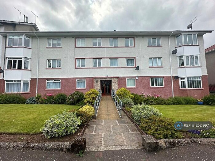 3 Bedroom Flat To Rent In Broomburn Court, Newton Mearns, Glasgow, G77