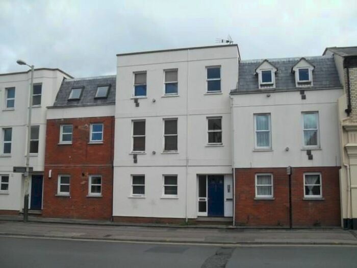1 Bedroom Flat To Rent In High Street, Cheltenham, GL50