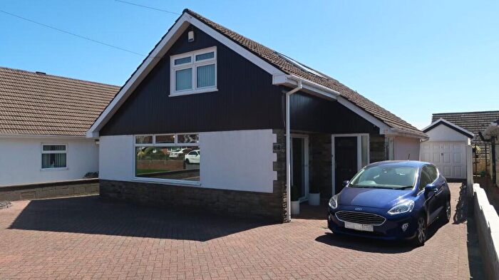3 Bedroom Detached Bungalow For Sale In Forest Hill, The Bryn, Pontllanfraith, NP12