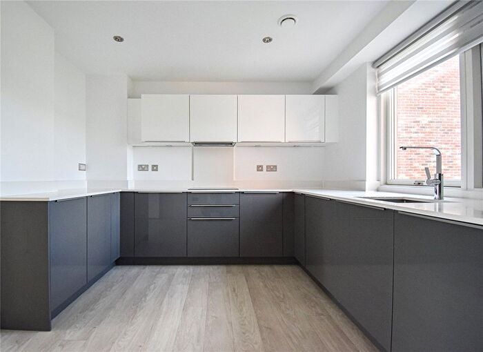 3 Bedroom Flat To Rent In Scholars Court, Harrison Drive, Cambridge, CB2
