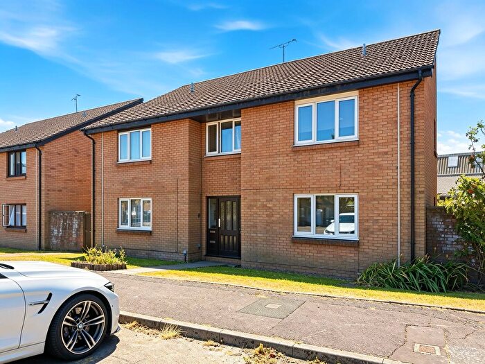 1 Bedroom Flat For Sale In Limeslade Close, Cardiff, CF5