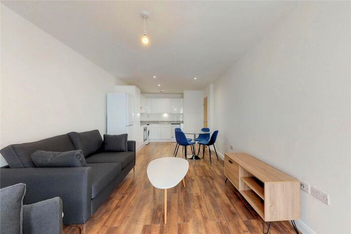 1 Bedroom Flat To Rent In Slough, SL2