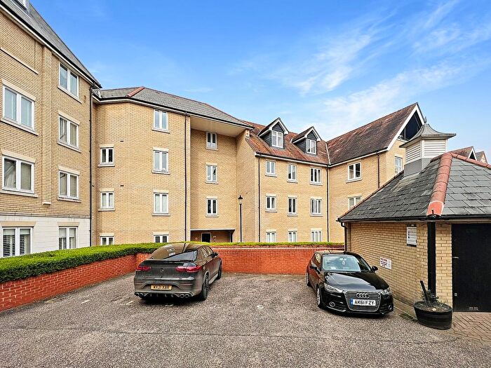 2 Bedroom Flat For Sale In Henry Laver Court, Colchester, CO3
