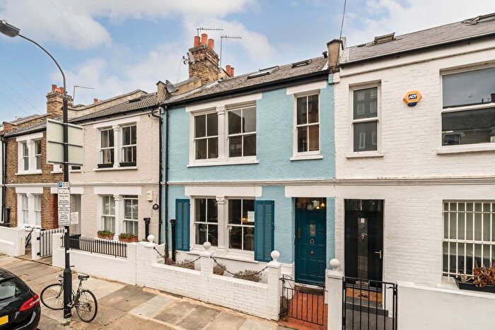 4 Bedroom Terraced House For Sale In Holyport Road, Fulham, SW6