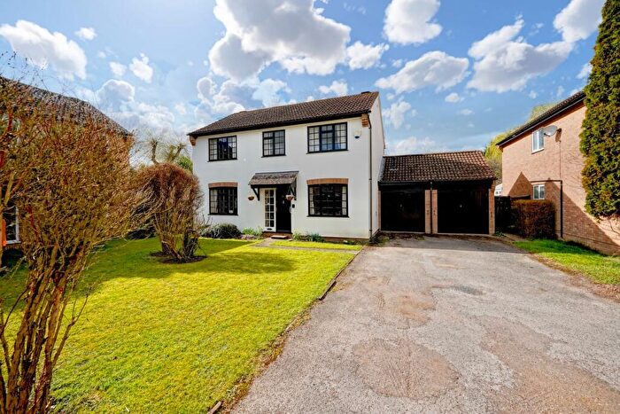 4 Bedroom Detached House For Sale In St Margarets Road, Wyton, Huntingdon, PE28