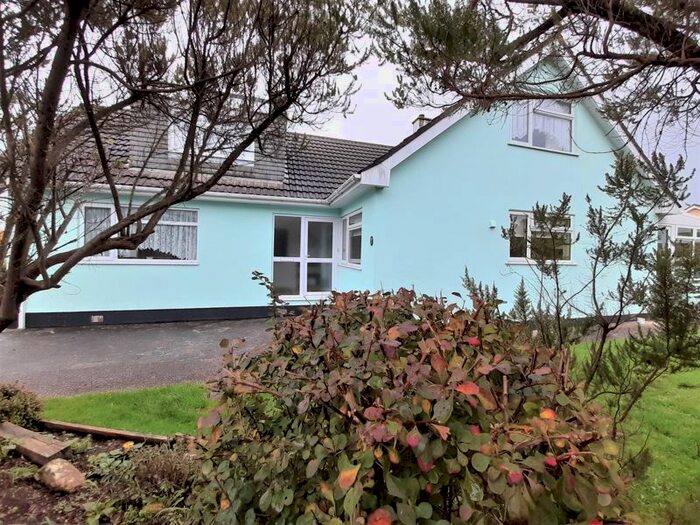 4 Bedroom houses for sale in Saint Austell, PL25, Cornwall