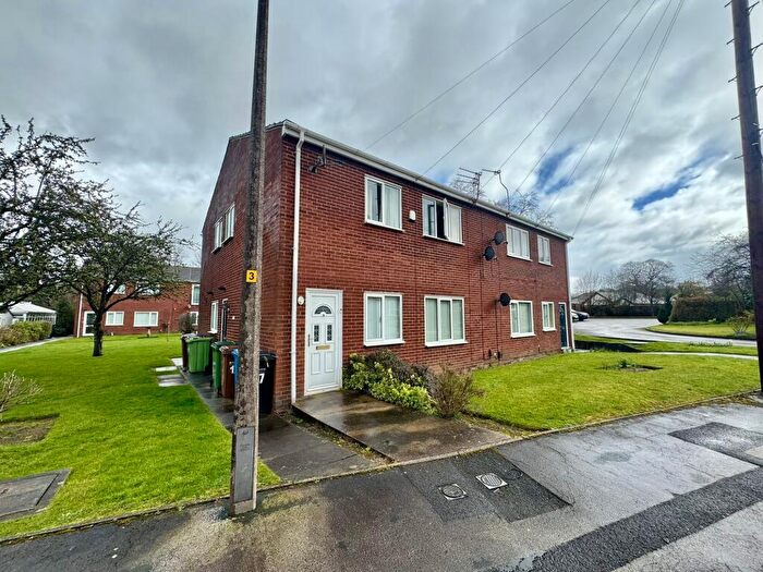 2 Bedroom Flat For Sale In Dunvegan Road, Hazel Grove, SK7