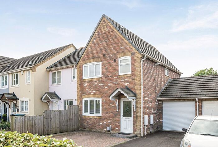 3 Bedroom End Of Terrace House For Sale In Bakers Ground, Stoke Gifford, Bristol, Gloucestershire, BS34