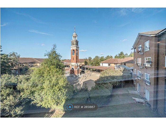 2 Bedroom Flat To Rent In Meadowford Close, London, SE28