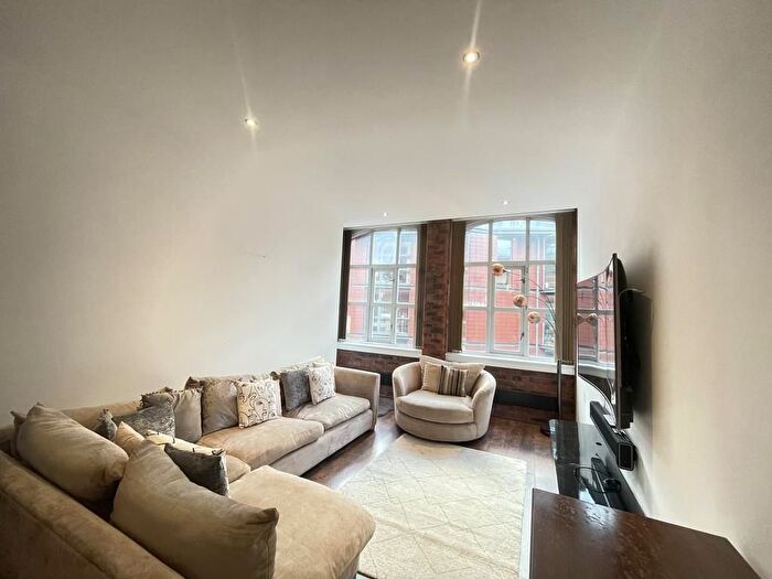 2 Bedroom Flat To Rent In Cotton Street, Manchester, M4