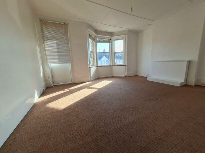 2 Bedroom Flat To Rent In Portland Road, Hove, BN3
