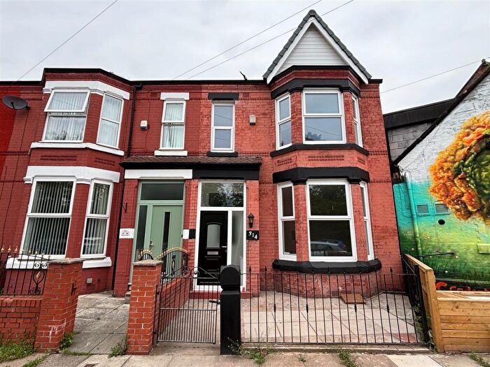 4 Bedroom Terraced House To Rent In Park Road North, Birkenhead, CH41
