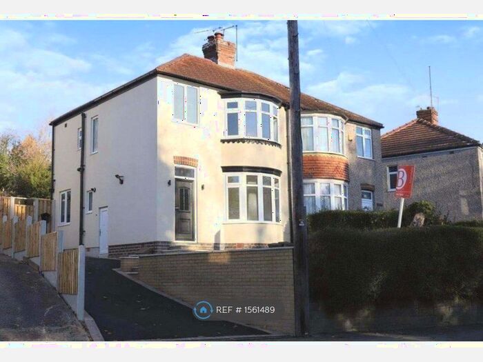 3 Bedroom Semi-Detached House To Rent In Gleadless Road, Sheffield, S2