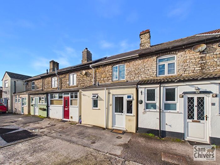 2 Bedroom Terraced House For Sale In Carlingford Terrace, Radstock, BA3