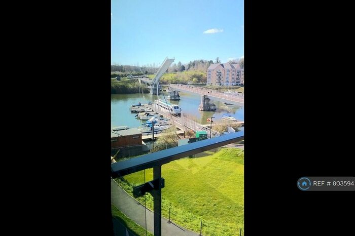 1 Bedroom Flat To Rent In Bayscape Cardiff Marina, Cardiff, CF11
