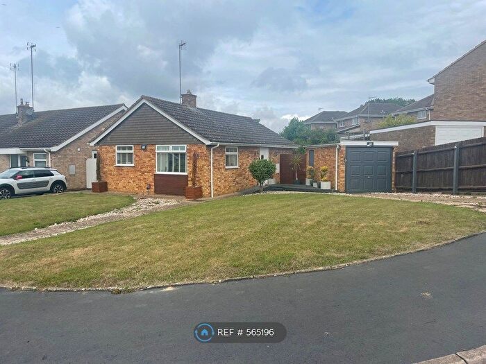 2 Bedroom Bungalow To Rent In Milverton Crescent, Northampton, NN3