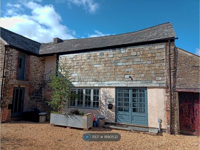 2 Bedroom Semi-Detached House To Rent In Karow Garth, Liskeard, PL14