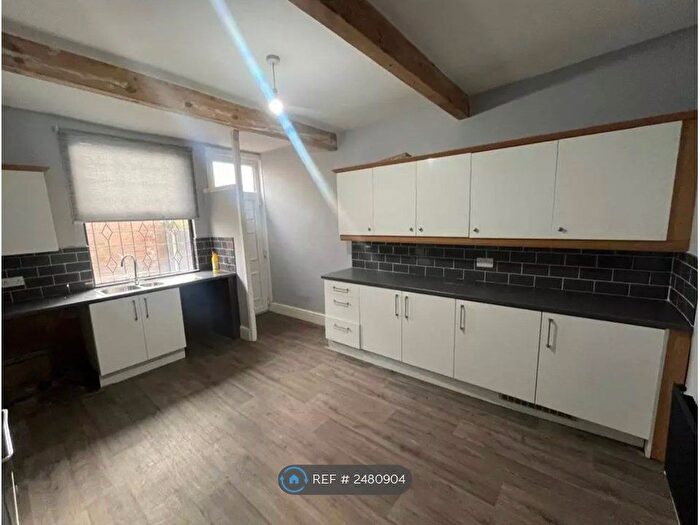 4 Bedroom Terraced House To Rent In Church Road, Bolton, BL1