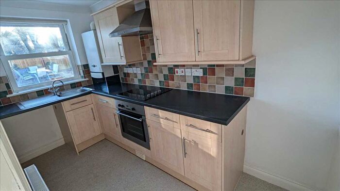2 Bedroom Flat To Rent In Avonwick Apartments, Aveland Road, Torquay, TQ1