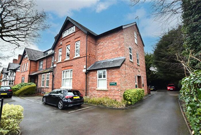 2 Bedroom Apartment To Rent In Barlow Moor Road, Didsbury, Manchester, M20