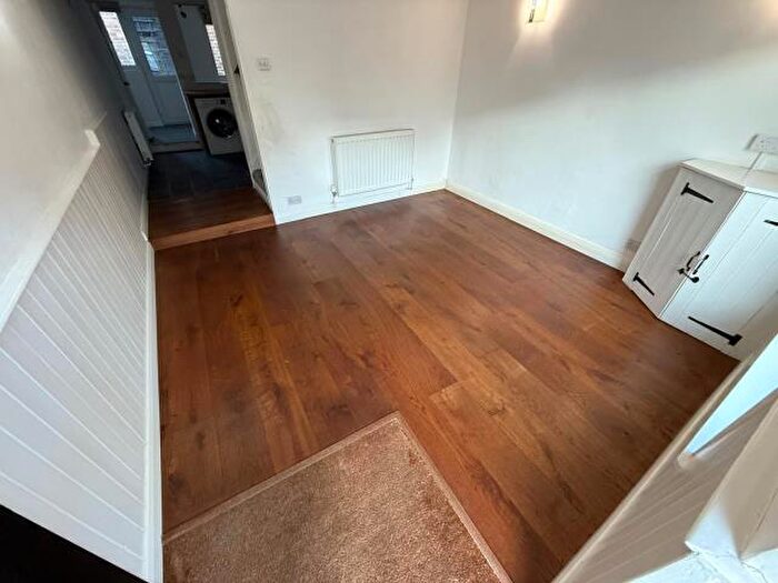 2 Bedroom Terraced House For Sale In Chesham, Buckingahamshire, HP5