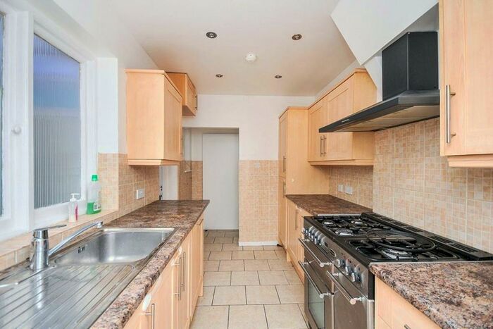 4 Bedroom Semi-Detached House To Rent In Burnt Ash Lane, Bromley, BR1