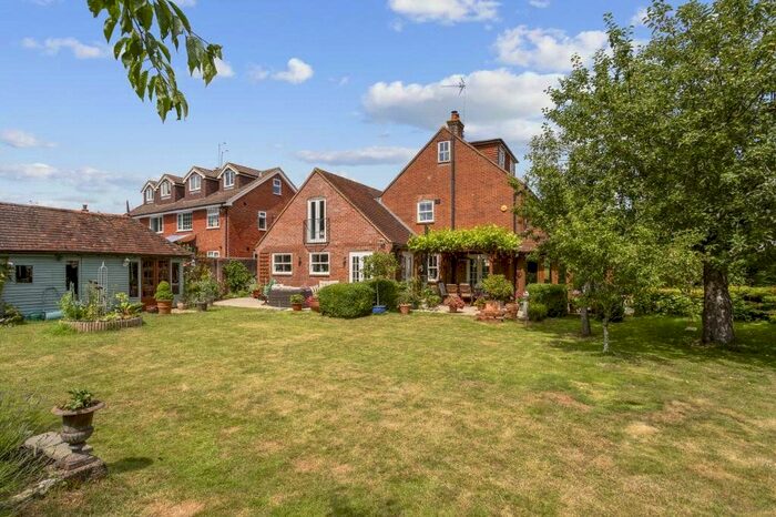 6 Bedroom Detached House To Rent In Pyotts Hill, Old Basing, Basingstoke, Hampshire, RG24