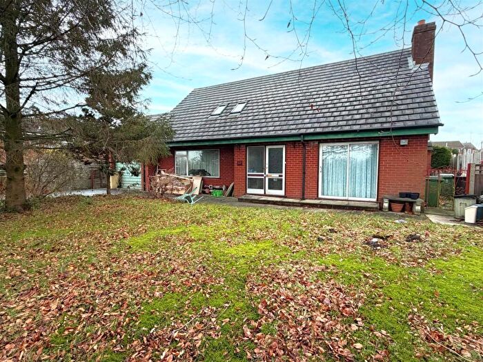 4 Bedroom Detached Bungalow For Sale In Turner Street, Westhoughton, Bolton, BL5