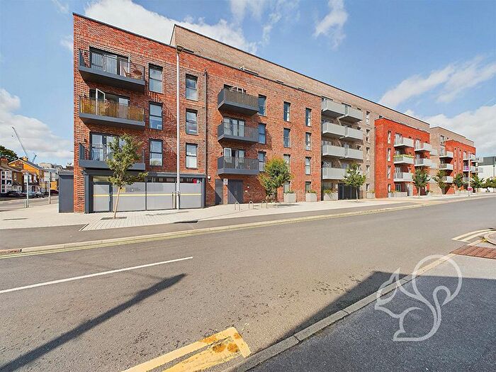 2 Bedroom Flat To Rent In Regina Road, Victoria Road, Chelmsford, CM1