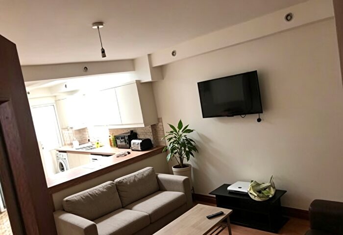 7 Bedroom Terraced House To Rent In Alton Road, Birmingham, B29