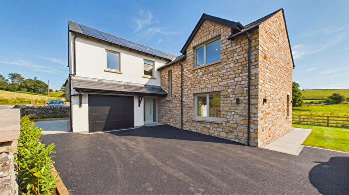 4 Bedroom Detached House For Sale In Crooklands, Milnthorpe, LA7