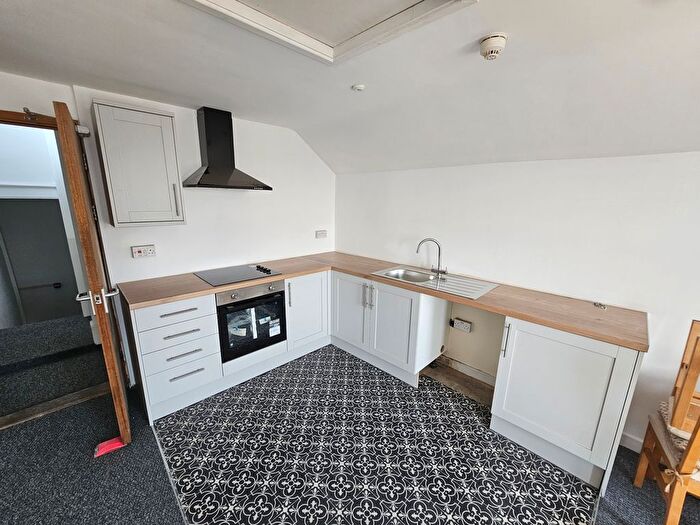 1 Bedroom Flat To Rent In Carlton Terrace, Swansea, SA1