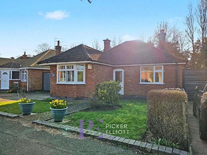 2 Bedroom Detached Bungalow For Sale In Welbeck Avenue, Burbage, LE10