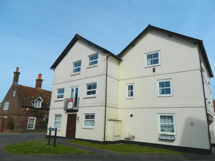 2 Bedroom Flat To Rent In The Borough, Downton, SP5