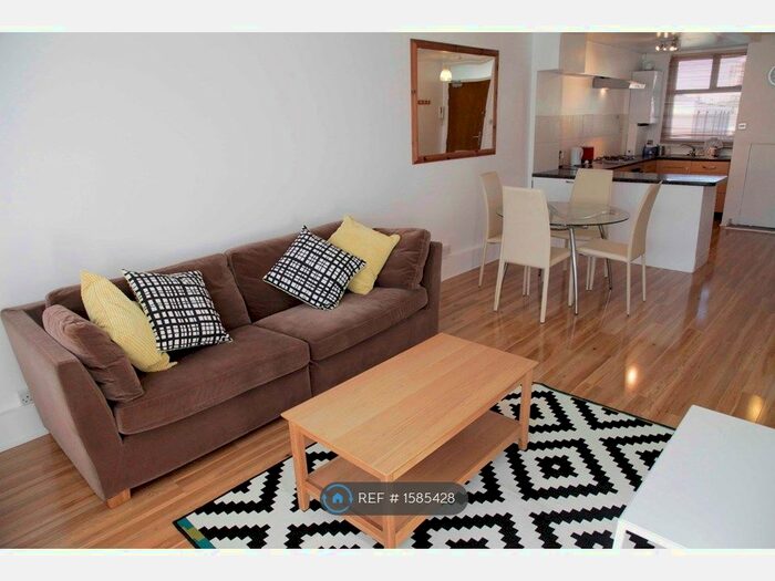 1 Bedroom Flat To Rent In Deverell Street, London, SE1