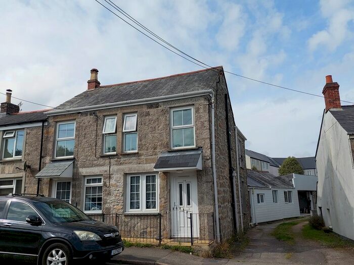 2 Bedroom Terraced House To Rent In Fore Street, Bugle, PL26