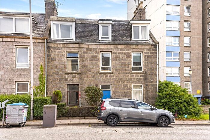 1 Bedroom Flat For Sale In Holburn Street, Aberdeen, AB10