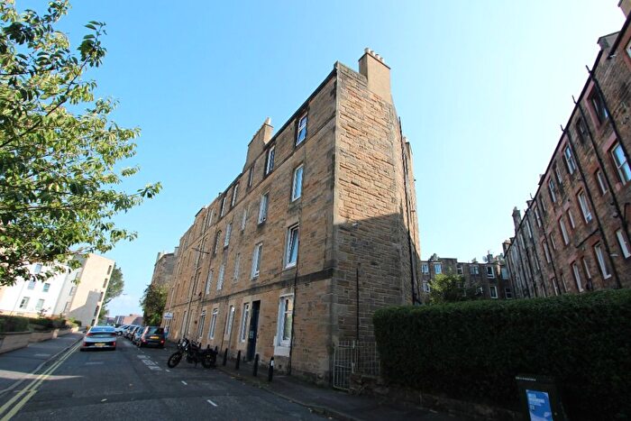 2 Bedroom Flat To Rent In Dalgety Road, Meadowbank, Edinburgh, EH7